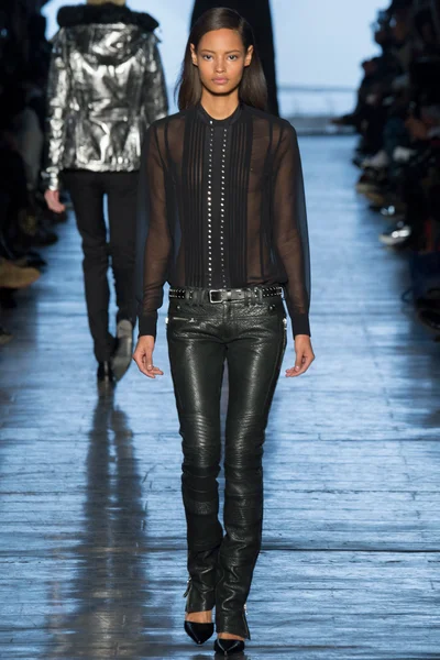 Look 2